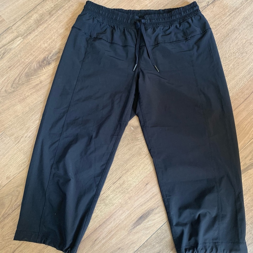 Lululemon capris